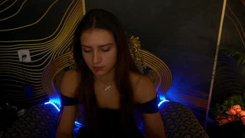 Snapshot of valeryroyale chatting on 21, 12, 2024 Valery online show from 21, 12, 2024