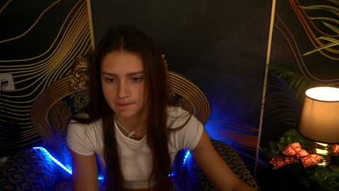 Snapshot of valeryroyale chatting on 24, 12, 2024 Valery online show from 24, 12, 2024