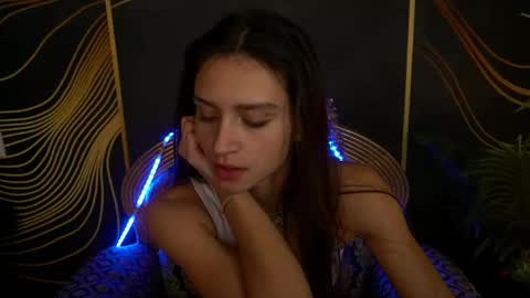 Snapshot of valeryroyale chatting on 1, 2, 2025 Valery online show from 1, 2, 2025