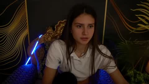 Snapshot of valeryroyale chatting on 2, 2, 2025 Valery online show from 2, 2, 2025