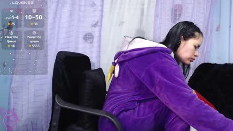 Snapshot of valerysnow_ chatting on 9, 3, 2025 Valery online show from 9, 3, 2025