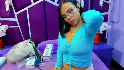 Snapshot of valerysweety__ chatting on 21, 6, 2026 ValerySweety online show from 21, 6, 2026