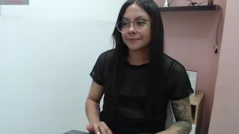 Snapshot of valevicious chatting on 27, 4, 2026 valevicious online show from 27, 4, 2026