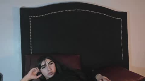 valey_nicole online show from 18, 7, 2026