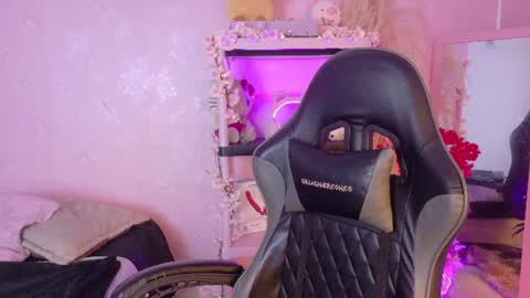 Snapshot of valk_diaz chatting on 25, 6, 2026 Valk online show from 25, 6, 2026