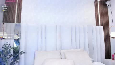 Snapshot of valkiria_vixen chatting on 15, 5, 2026 VALQUIRIA online show from 15, 5, 2026