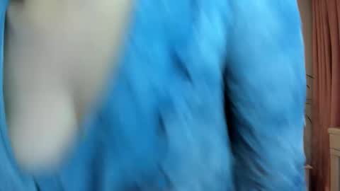 Snapshot of vallejo_macarena chatting on 14, 9, 2025 Macarena online show from 14, 9, 2025