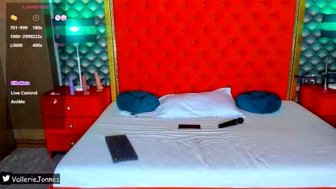 Valerie Val V online show from 5, 3, 2026