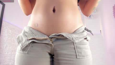 Vallolet Peach  online show from 28, 12, 2024