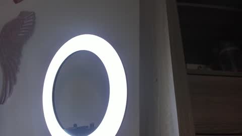 Vallolet Peach  online show from 14, 1, 2025