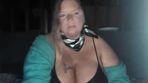 vampwoman online show from 5, 1, 2025