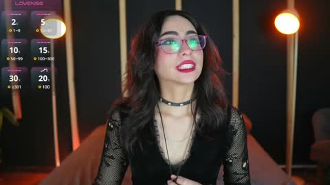 vampy_dolll online show from 30, 1, 2025