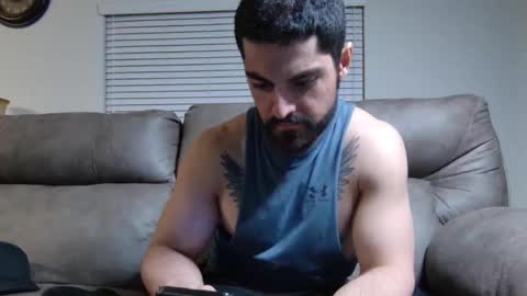 Snapshot of vampz888 chatting on 27, 11, 2025 HUNG LATINO 888 bigcock fit athletic latino online show from 27, 11, 2025