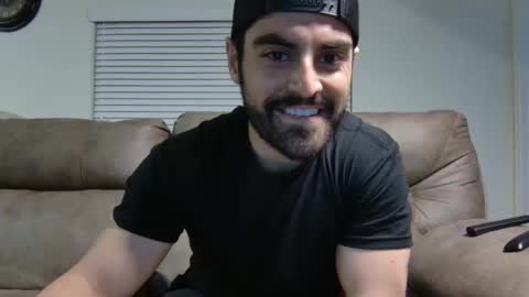 Snapshot of vampz888 chatting on 29, 11, 2025 HUNG LATINO 888 bigcock fit athletic latino online show from 29, 11, 2025