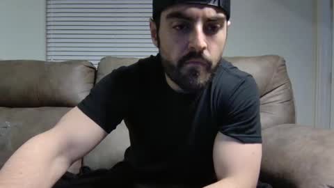 Snapshot of vampz888 chatting on 30, 11, 2025 HUNG LATINO 888 bigcock fit athletic latino online show from 30, 11, 2025