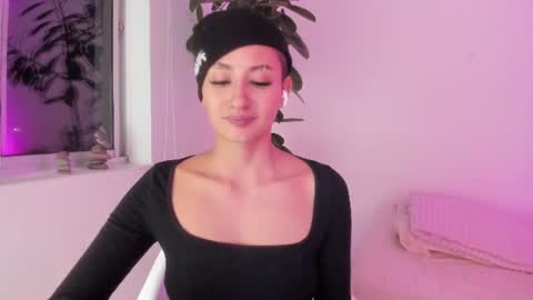 Snapshot of vandalovee chatting on 5, 7, 2026 Babi Alu online show from 5, 7, 2026
