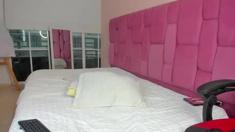 vaness_dior online show from 13, 2, 2025