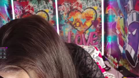  Vanessa  online show from 4, 3, 2026