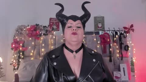 Vanessa online show from 28, 12, 2024
