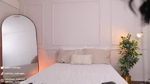 vanessa sexxy online show from 9, 5, 2026
