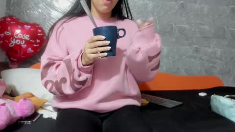 vanessaadol online show from 20, 2, 2025