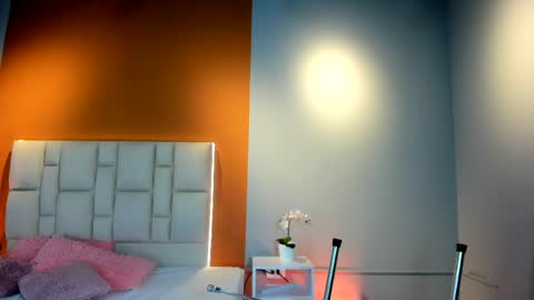 Snapshot of vanessaford_ chatting on 9, 5, 2026 Vanessa Ford online show from 9, 5, 2026