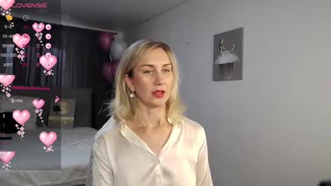 Vanessa  online show from 5, 3, 2025