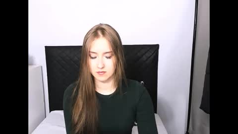 VanessaTrue online show from 29, 3, 2026