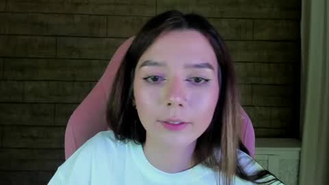 VanessaVienne online show from 11, 4, 2026