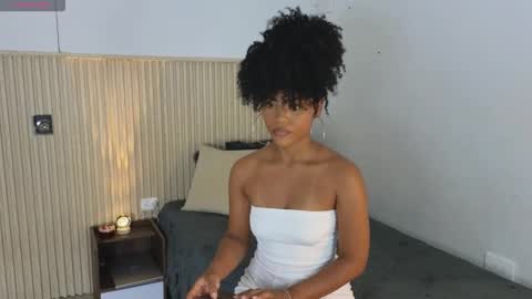 Snapshot of vanestrauss chatting on 12, 2, 2026 New account follow me online show from 12, 2, 2026