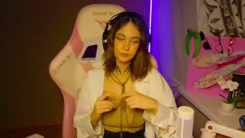Snapshot of vaniajagger chatting on 10, 7, 2026 Aria online show from 10, 7, 2026