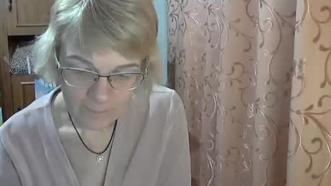 Vanillaxcreamy online show from 24, 2, 2025