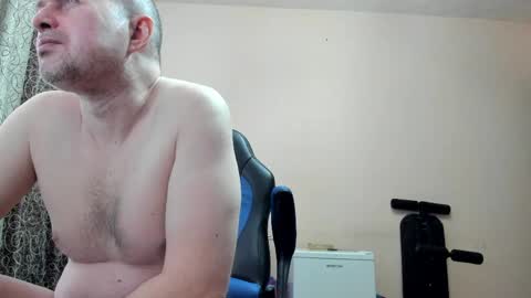 vano_822 online show from 4, 4, 2026