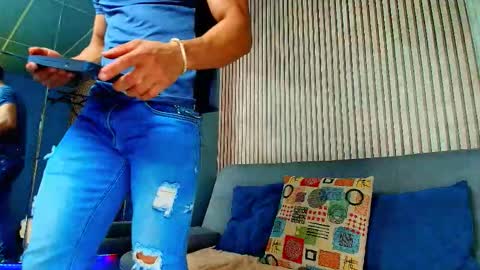 Vans Ross online show from 2, 3, 2026