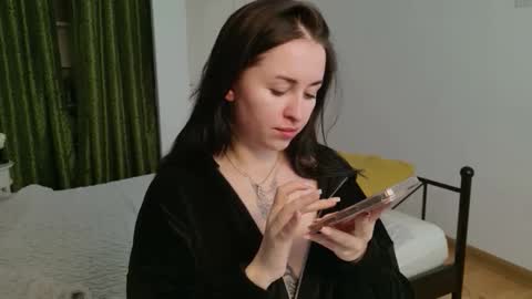 vaolietkat online show from 28, 4, 2026