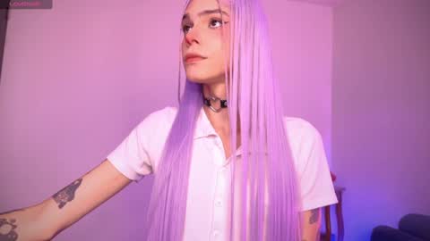 Snapshot of varya_ferreira chatting on 4, 3, 2025  Varya Ferreira - independent model  online show from 4, 3, 2025