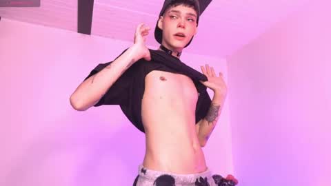 Snapshot of varya_ferreira chatting on 4, 3, 2025  Varya Ferreira - independent model  online show from 4, 3, 2025