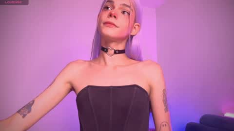 Snapshot of varya_ferreira chatting on 12, 3, 2025  Varya Ferreira - independent model  online show from 12, 3, 2025