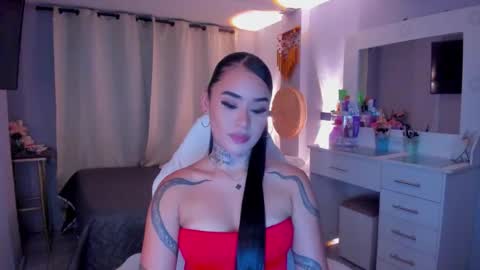 Snapshot of vayolett_bass chatting on 13, 2, 2026 Vayolett Bass online show from 13, 2, 2026