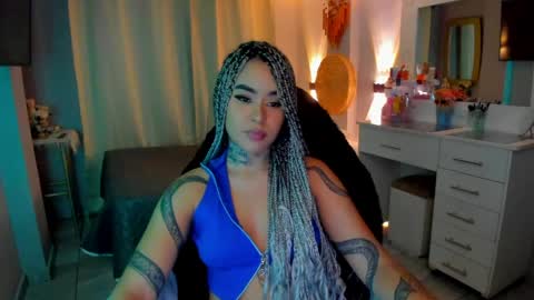 Vayolett Bass online show from 1, 4, 2026