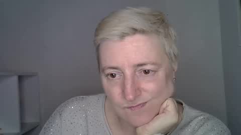 vea_motty online show from 9, 3, 2026