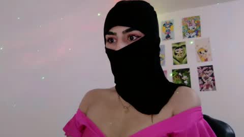 Snapshot of veiledamira01 chatting on 3, 7, 2026 veiledamira01 online show from 3, 7, 2026