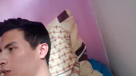 velk_hot1 online show from 1, 2, 2025