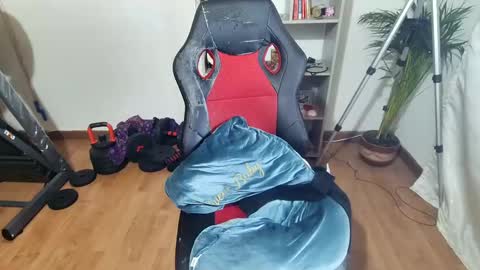 Im VelaI will be Christmas and New Year with my family December 22 to January 13 I will miss you guys. online show from 21, 2, 2025