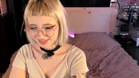 Snapshot of velor_velmochi chatting on 10, 3, 2026 Ana Velor online show from 10, 3, 2026