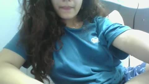 velvet_moon_v online show from 15, 4, 2026