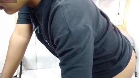 Snapshot of velvet_o chatting on 25, 2, 2026 velvet online show from 25, 2, 2026