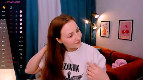 Snapshot of velvetcherry_ chatting on 22, 5, 2026 Mia online show from 22, 5, 2026