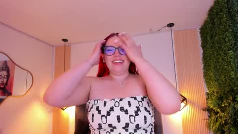 velvetscarlett online show from 4, 4, 2026