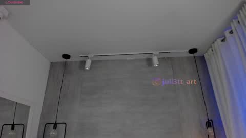 velvettease_ online show from 28, 5, 2026